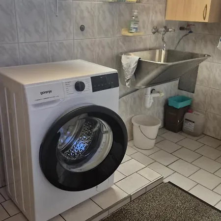 Monteur-gaestezimmer Mank